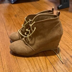 Women's Tan Suede Wedge Ankle Boots size 6